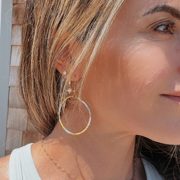 2 pairs Seed Bead Boho Hoop Earrings Colorful beaded Hoops Lightweight - Picture 10 of 12